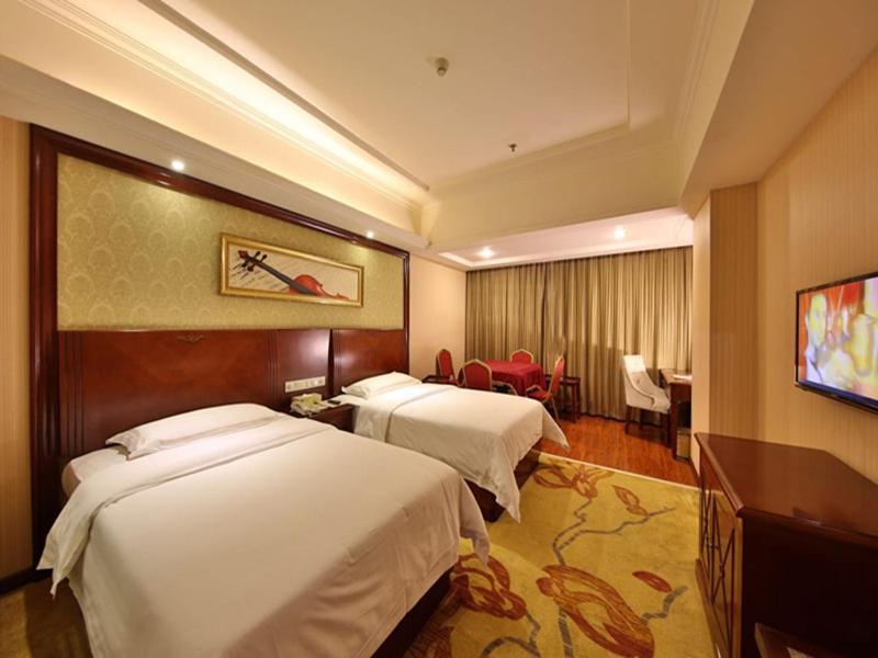 Vienna Hotel Zhangjiajie North Railway Station Bagian luar foto